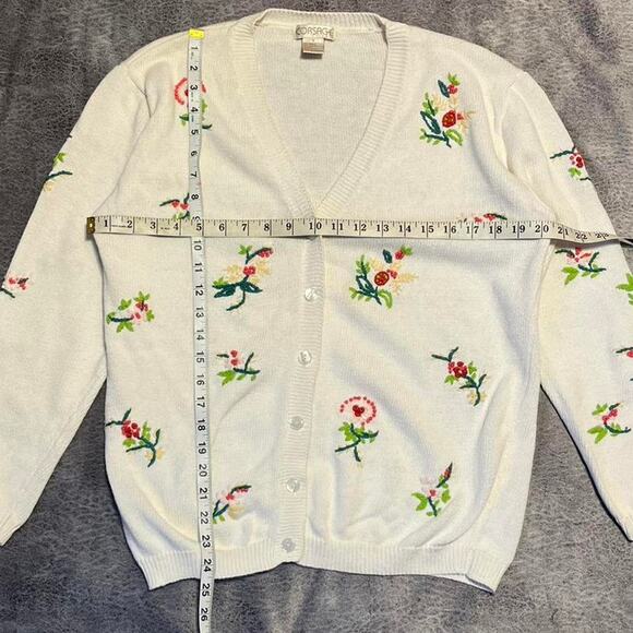 Vintage corsage floral embroidered cardigan - Picture 4 of 7
